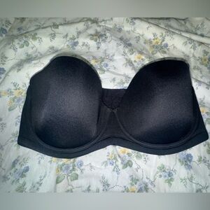 Wacoal Classic Black Strapless Bra (never worn)
